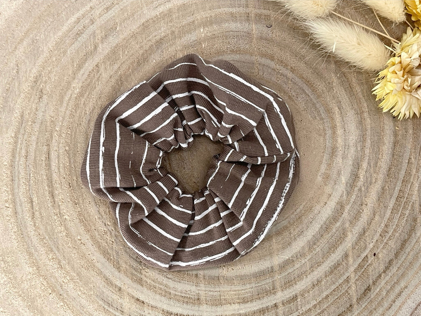Scrunchie Haargummi elastisches Haarband Haarschmuck Weiß braune Streifen