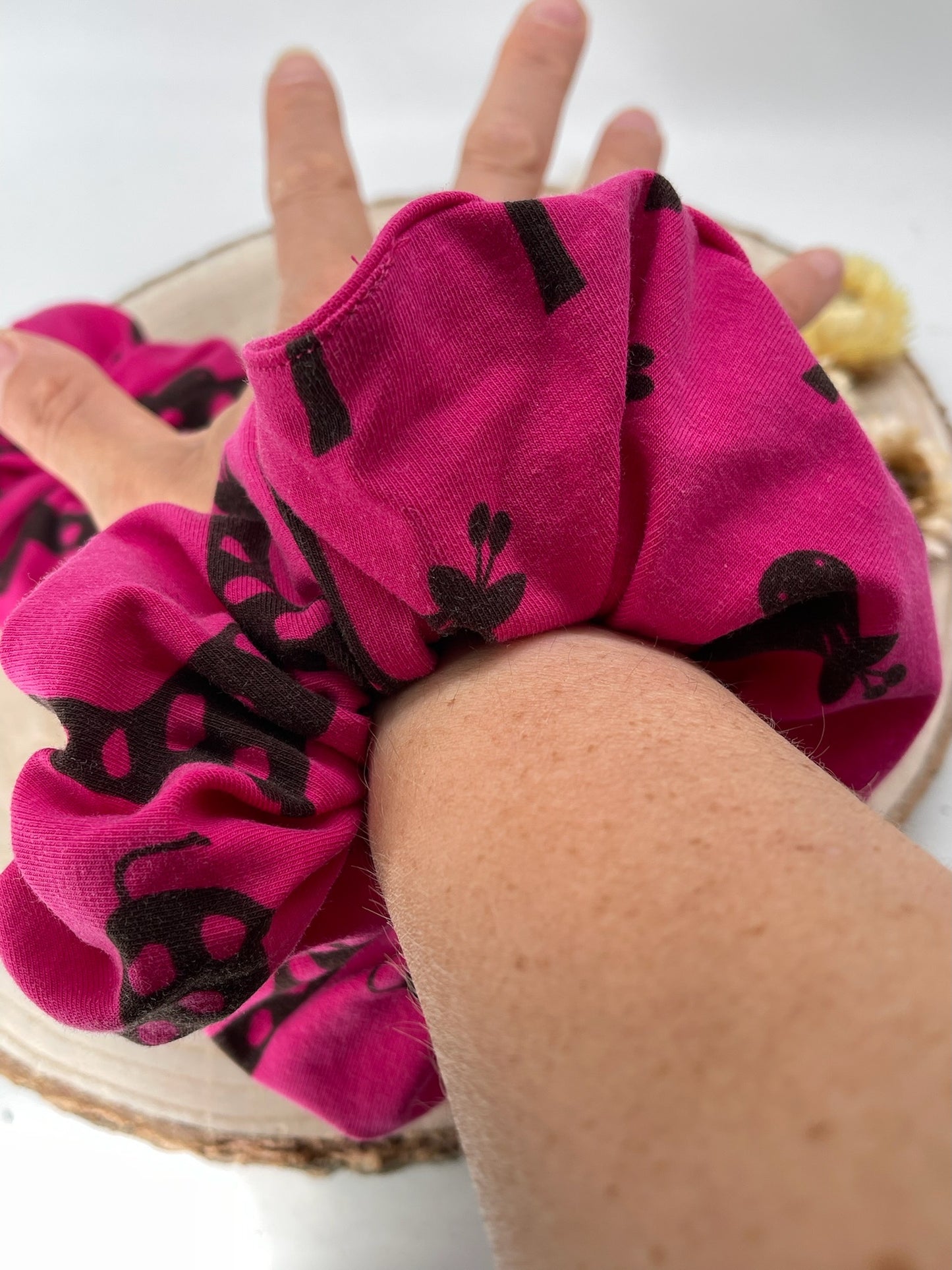 Jersey Scrunchie Haargummi Giraffe rosa