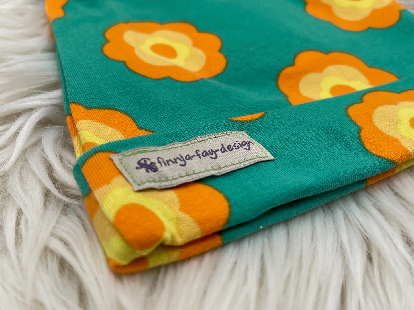 SALE Knotenmütze Eulchen mit Retro Blume gelb/grün