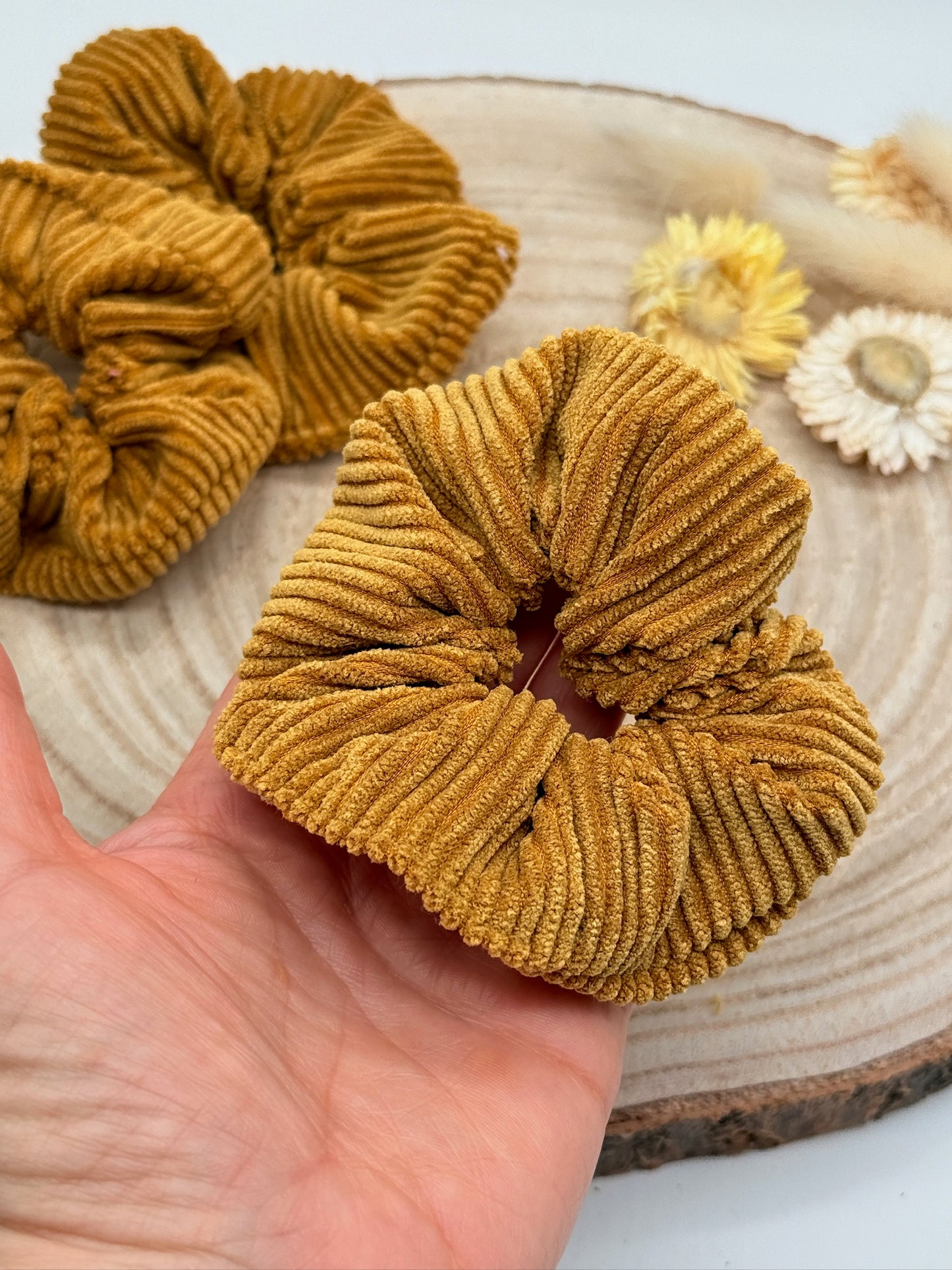 Cord Scrunchie Haargummi ocker braun