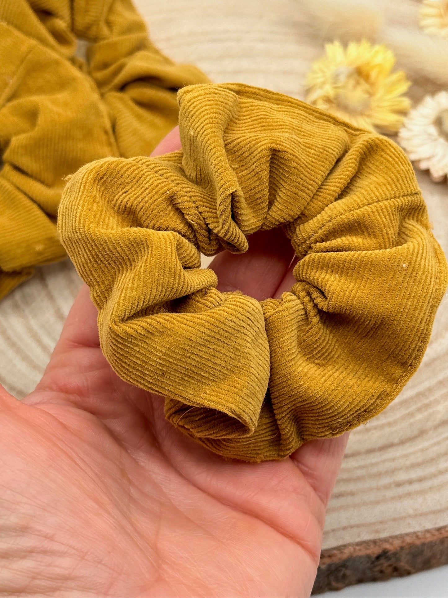 Cord Scrunchie Haargummi Ocker braun