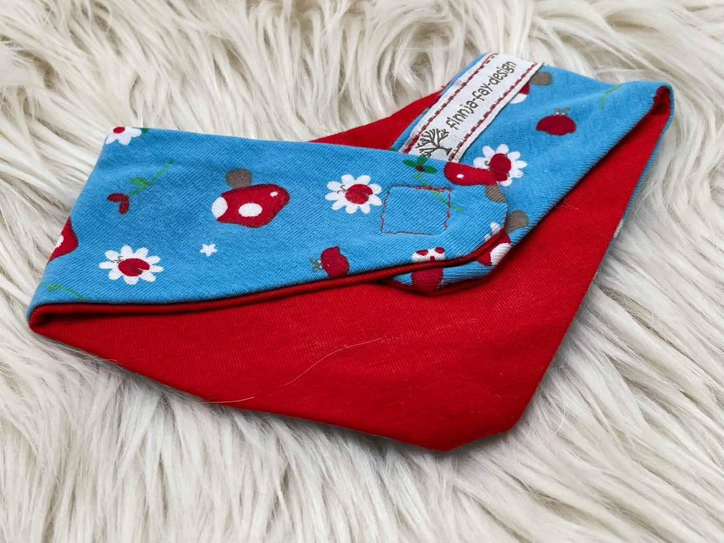 SALE Wendehalstuch Sternchen mit Pilze auf blau