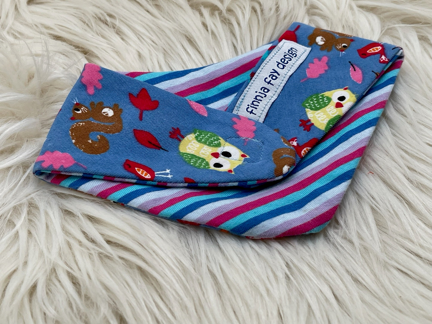 SALE Wendehalstuch Sternchen mit Eulen auf blau
