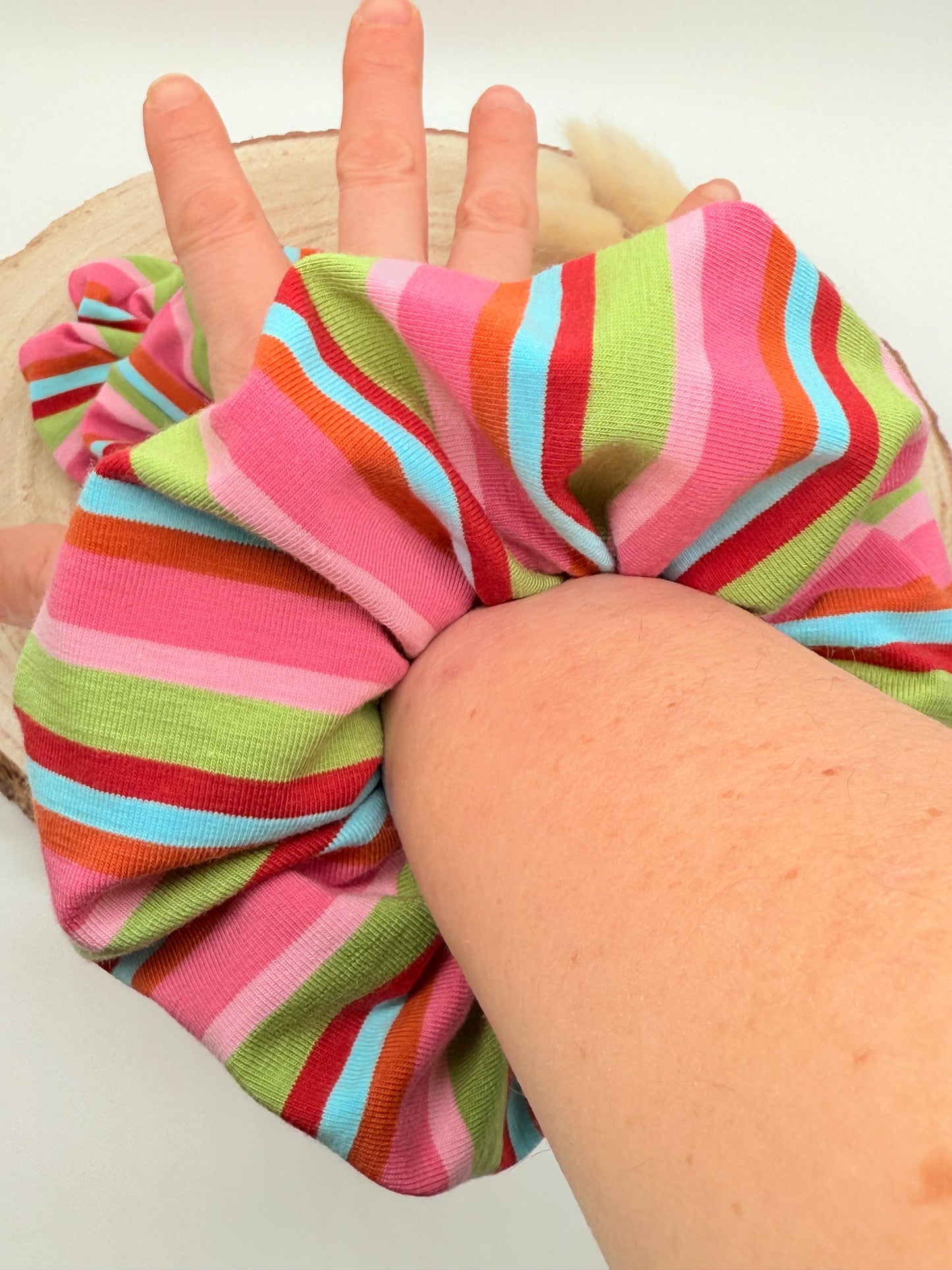 Jersey Scrunchie rosa bunte Streifen