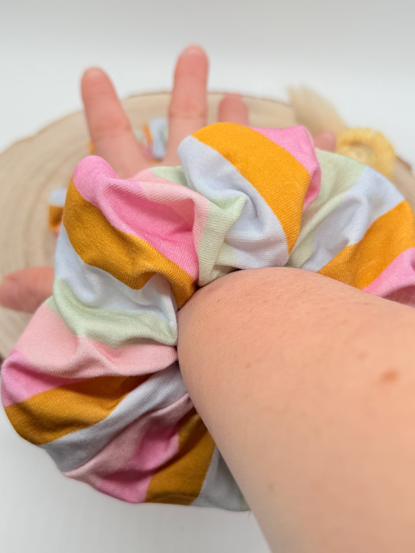 Jersey Scrunchie Haargummi bunte Pastell Streifen