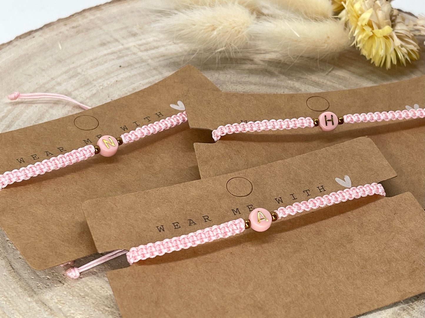 Freundschaftsarmband Makramee Schmuck Armband ABC rosa