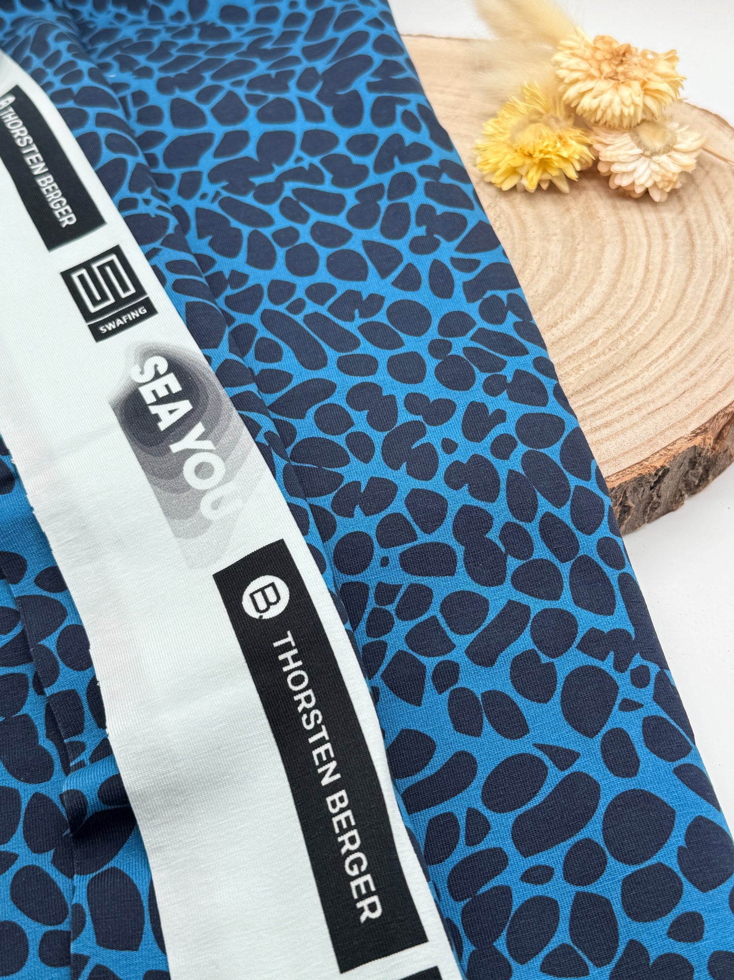 Jersey Reststück Blatt (Swafing) blau