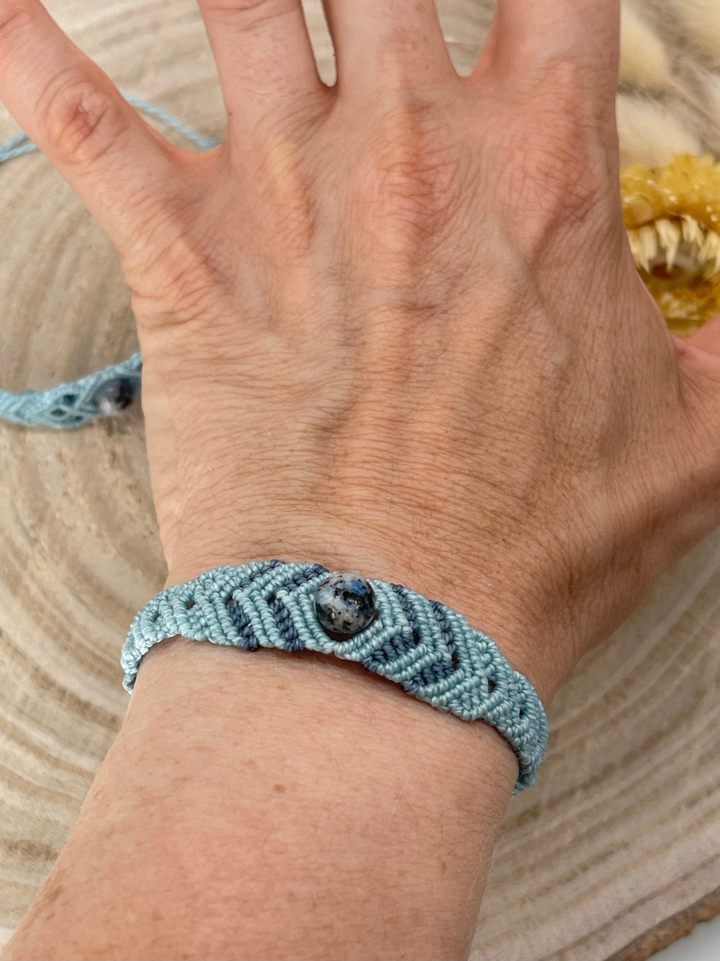 Makramee Edelstein Armband mit Marmor Perle