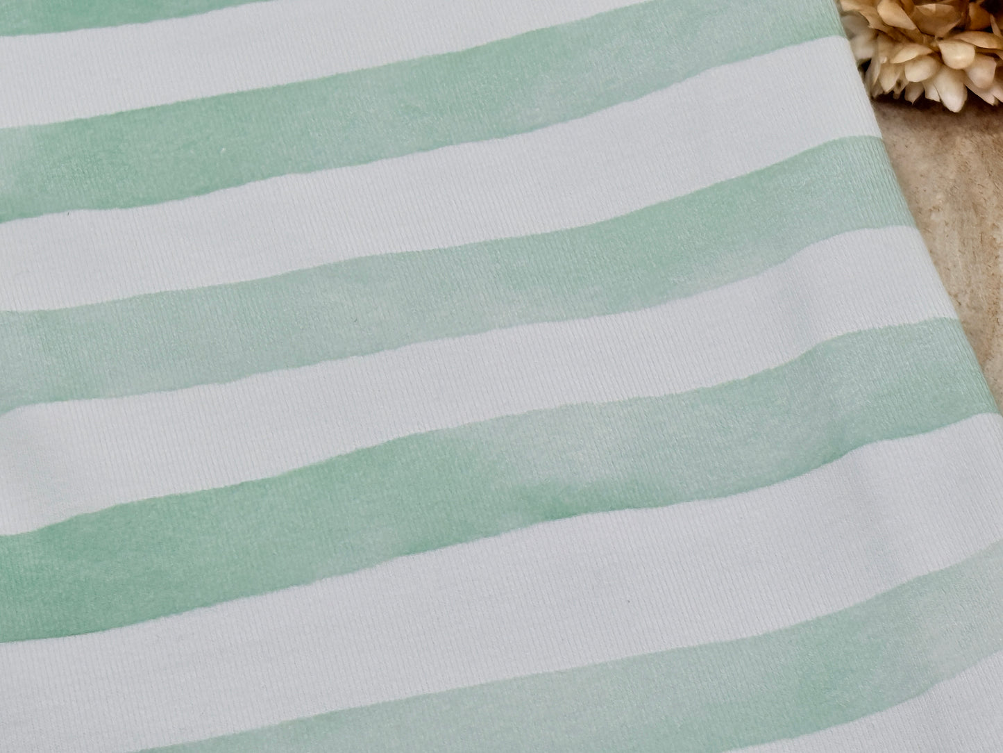 Jersey Reststück Aquarell Streifen (Lillestoff) grün weiß