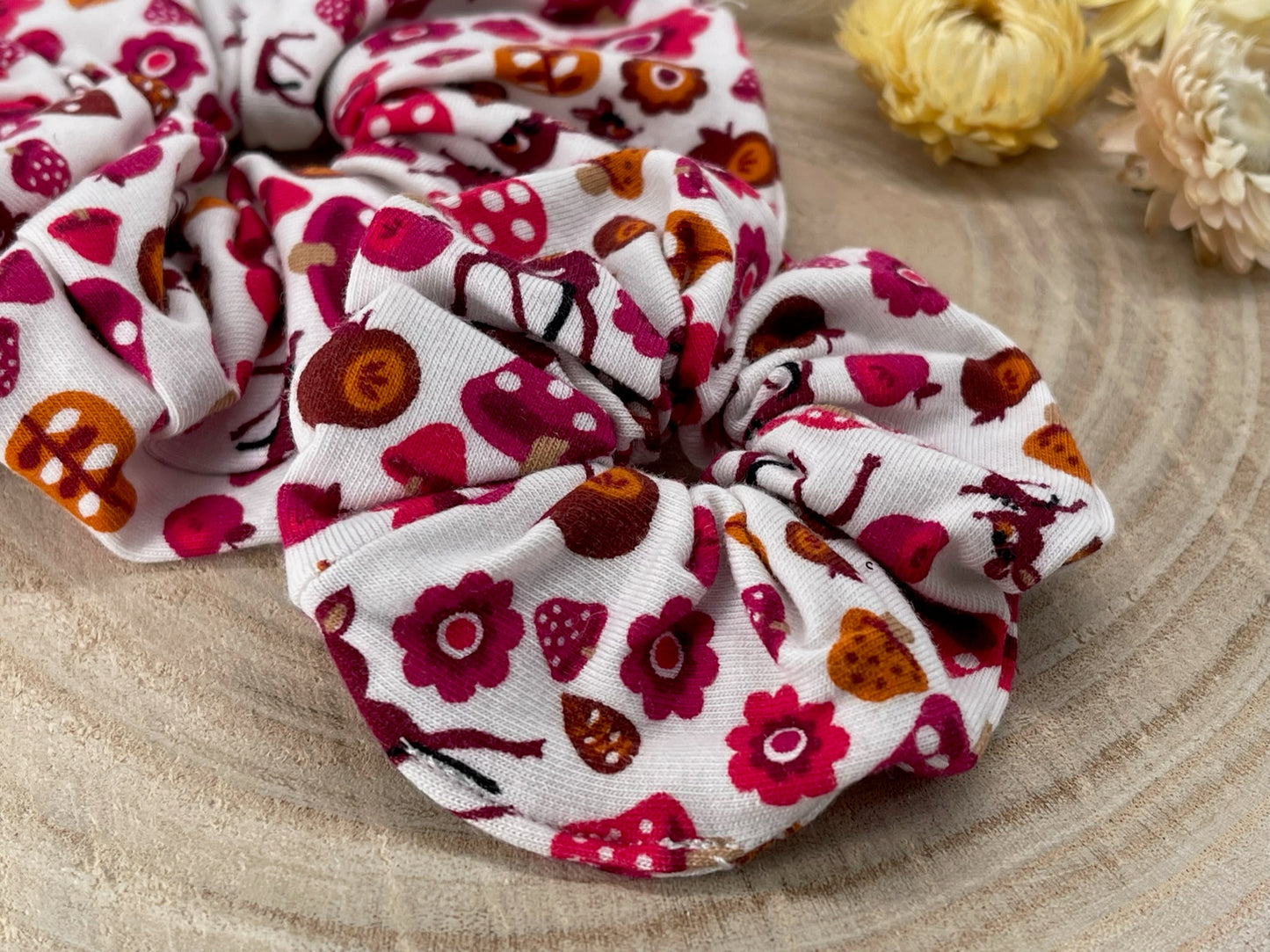 Scrunchie Haargummi elastisches Haarband Haarschmuck Reh auf weiß