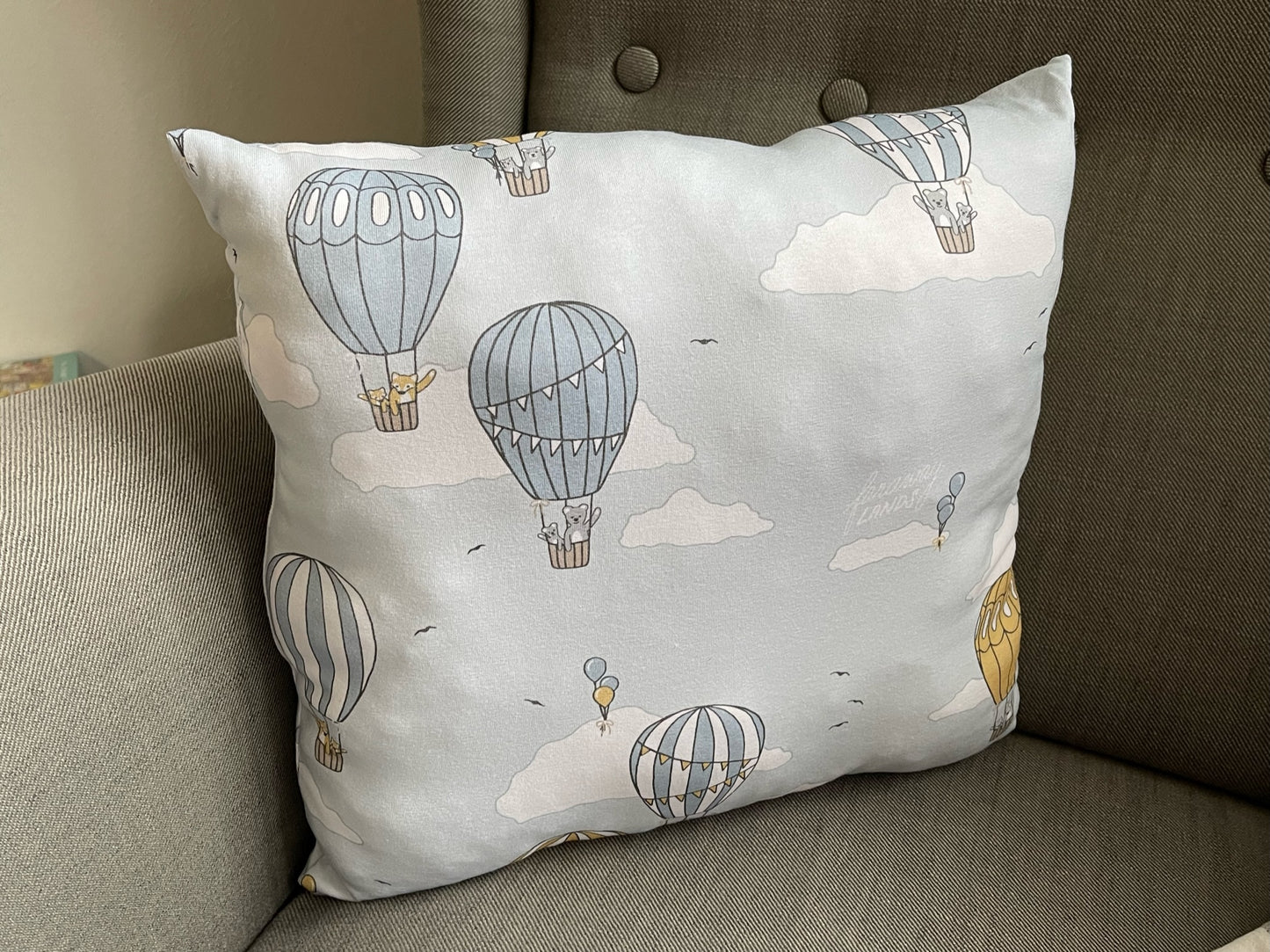 Handgemachtes weiches gemütliches Kissen Kuschelkissen Dekokissen Reisekissen lustige Ballonfahrt blau