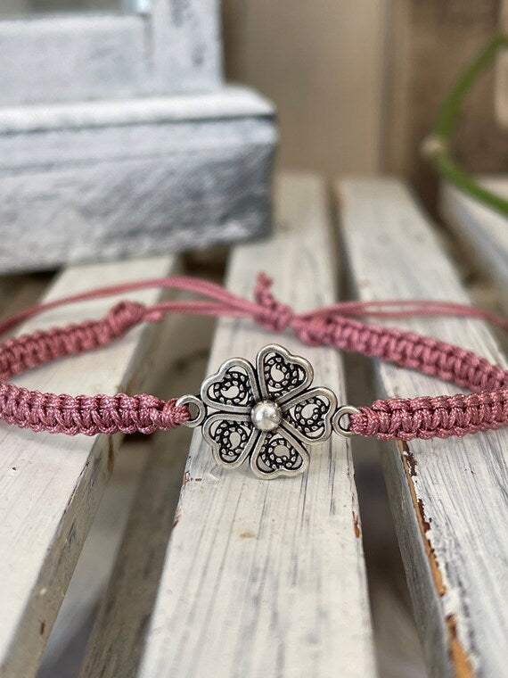 Freundschaftsarmband Makramee Schmuck Armband Herz-Blume silberfarben