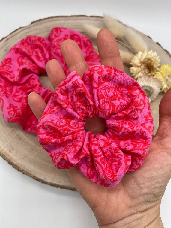 Scrunchie Haargummi elastisches Haarband rosa Ornamente für feines oder dickes Haar