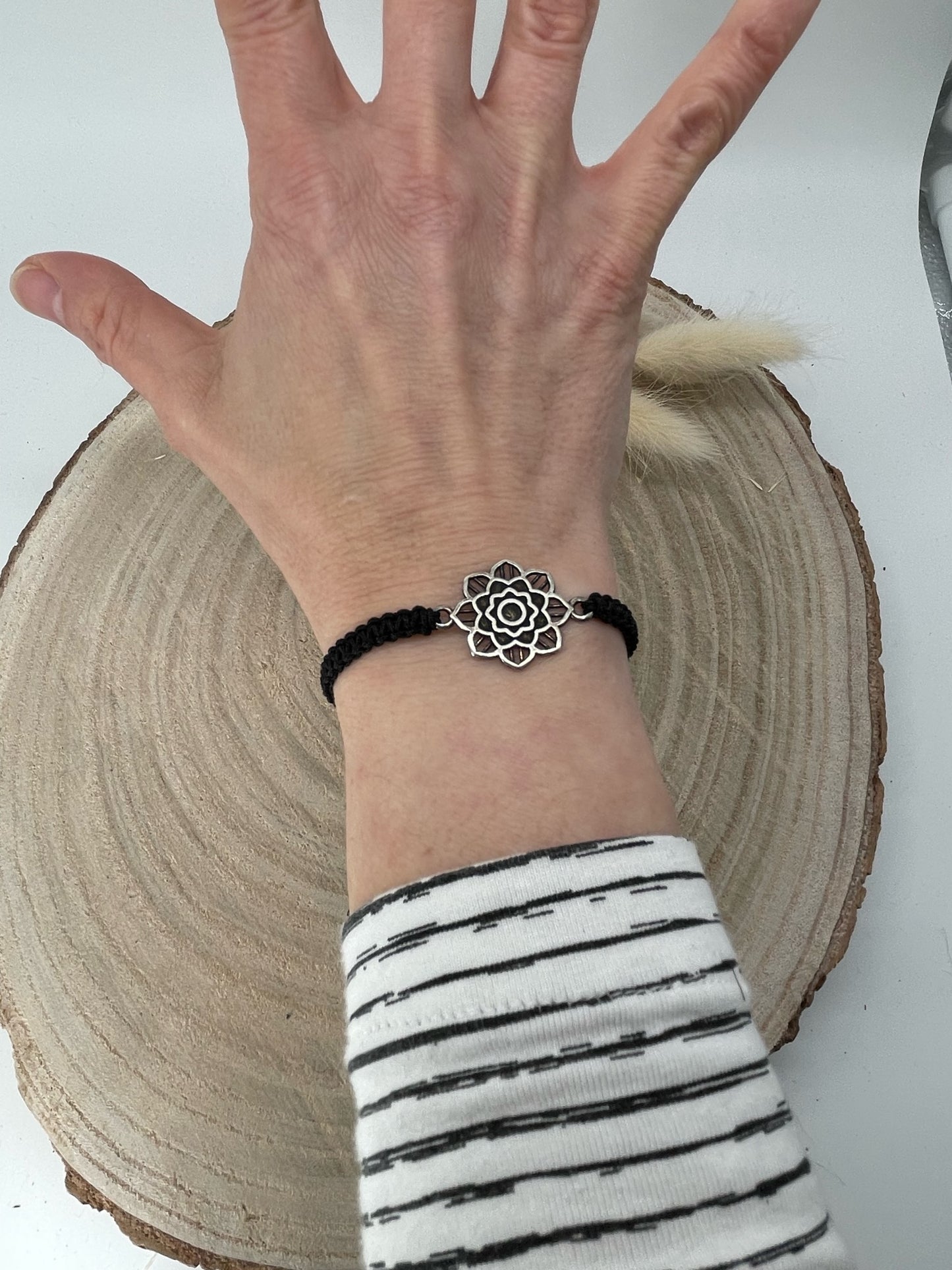 Freundschaftsarmband Makramee Schmuck Armband Blume silberfarben