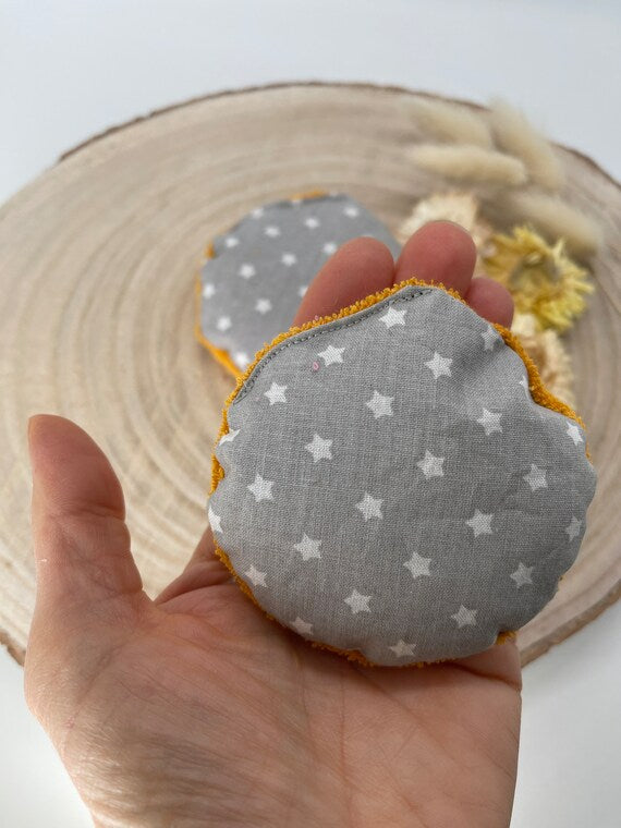 Taschenwärmer Beulenkühler Körnerkissen grau mit Sternen