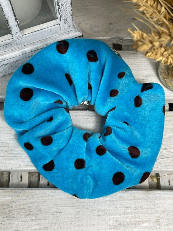 Nicki Scrunchie Haargummi blaue Punkte auf blau
