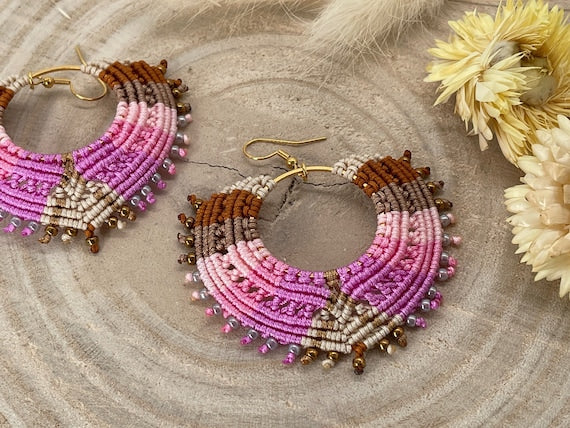 Einzigartiger Makramee Ohrring Ohrhänger Boho Hippie Schmuck Festival (1 Paar) rosa