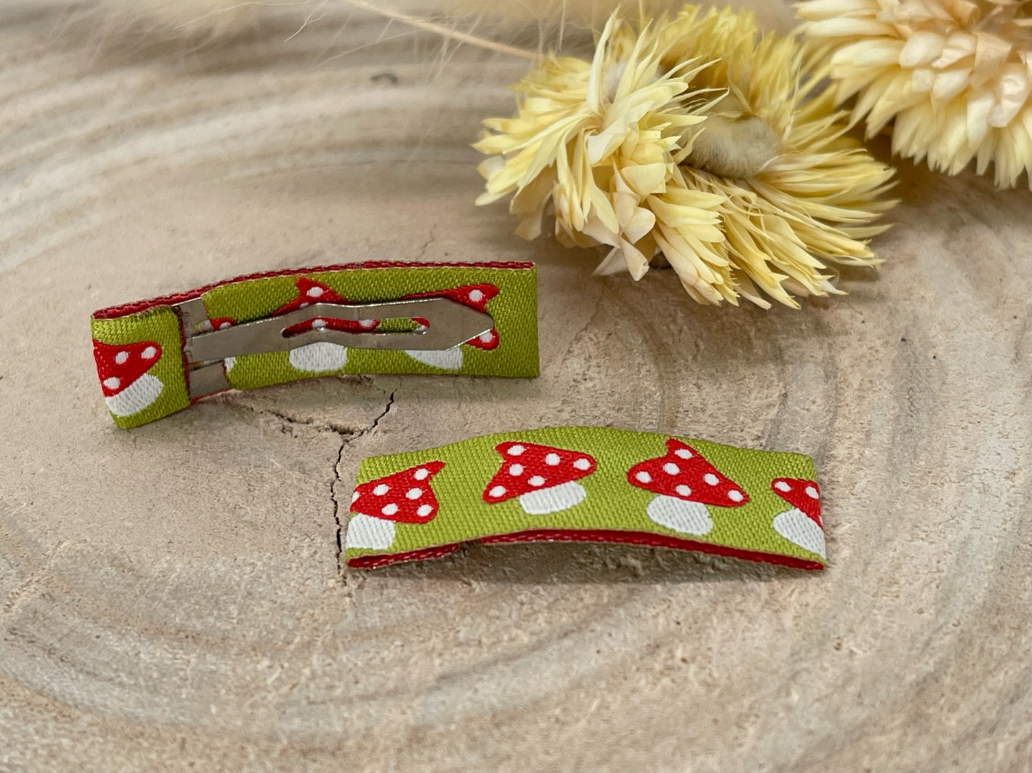 Haarspangen Haarclips Kleine rote Pilze (1 Paar) grün
