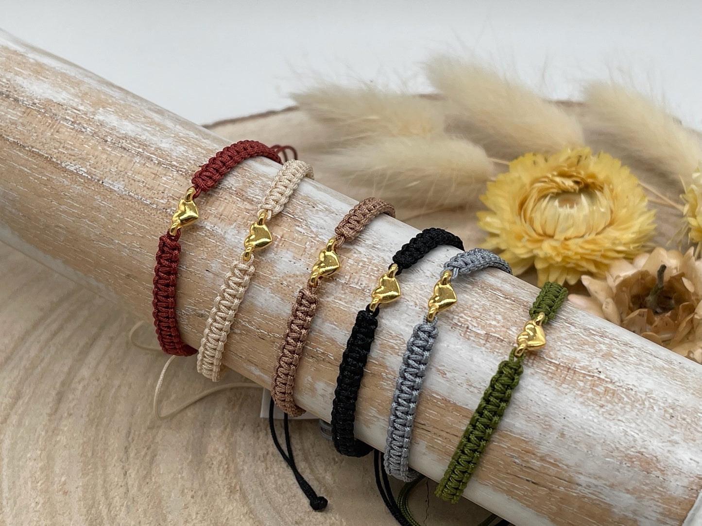 Freundschaftsarmband Makramee Armband kleines Herz goldfarben