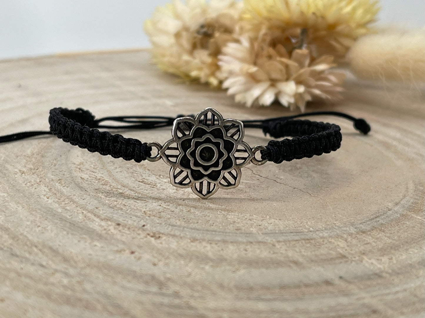Freundschaftsarmband Makramee Schmuck Armband Blume silberfarben