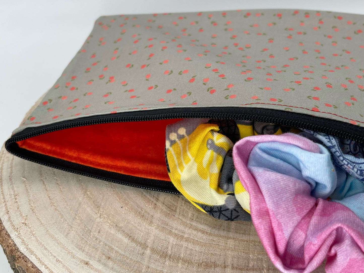 Stylische Federtasche Stifttasche Mäppchen Kosmetik kleine Tasche Streublumen