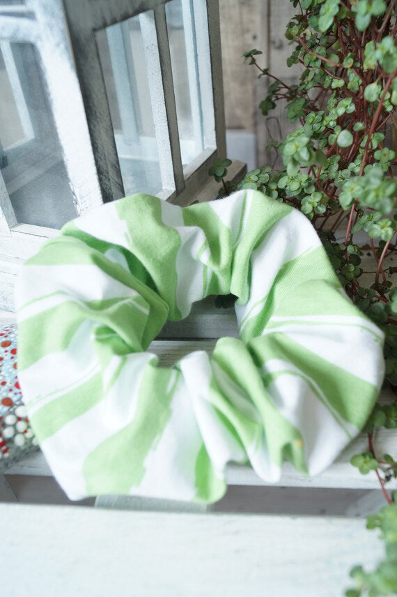Jersey Scrunchie Haargummi Streifen grün weiß