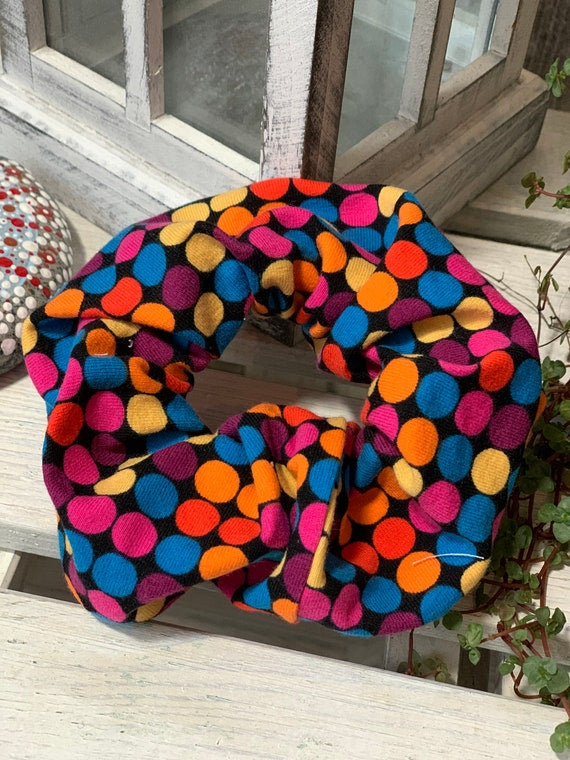 Scrunchie Haargummi viele kunterbunte Punkte rosa
