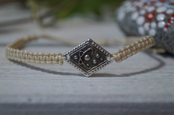 Freundschaftsarmband Makramee Armband Planeten silberfarbenen Edelstahl
