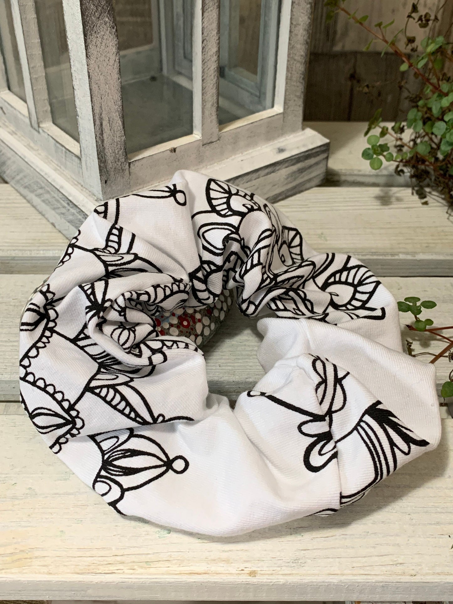 Jersey Scrunchie Haargummi Mandala auf weiß