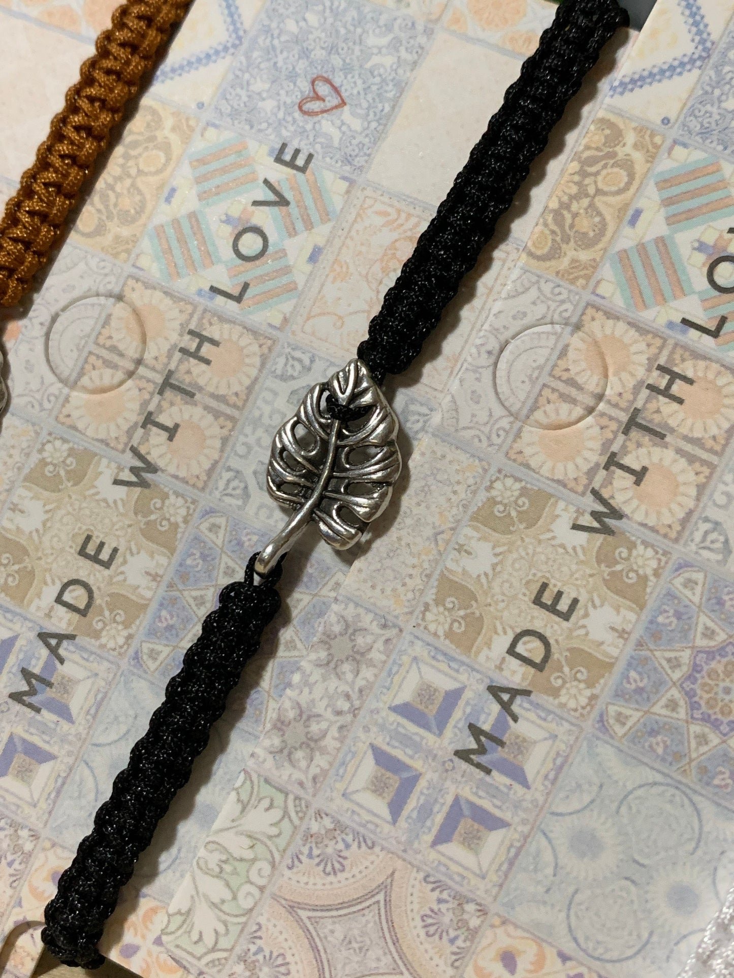 Freundschaftsarmband Makramee Armband Kleines Blatt silberfarbenen Edelstahl