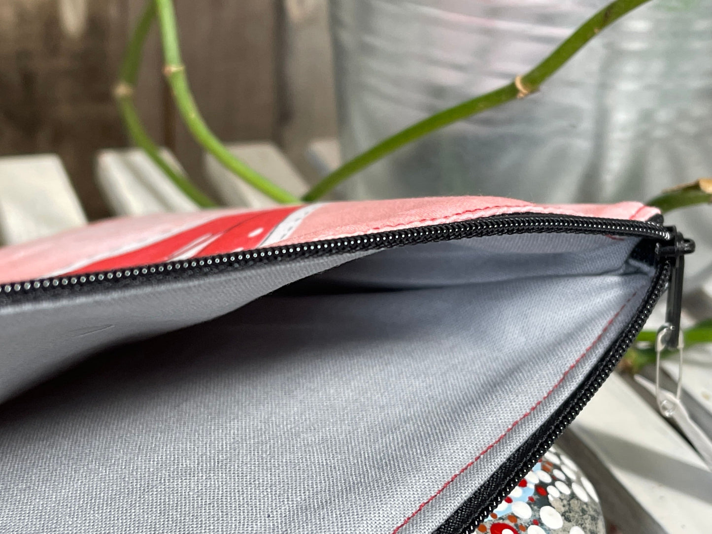 Stylische Federtasche Stifttasche Mäppchen Kosmetik kleine Tasche lips 3