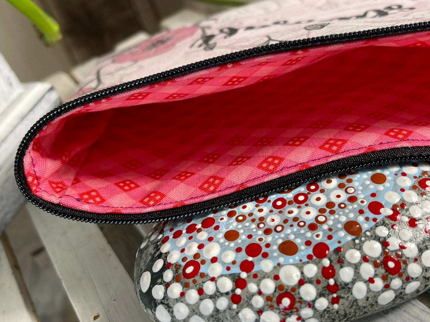 Stylische Federtasche Stifttasche Mäppchen Kosmetik kleine Tasche keep smiling rosa mit Blumen Kopieren