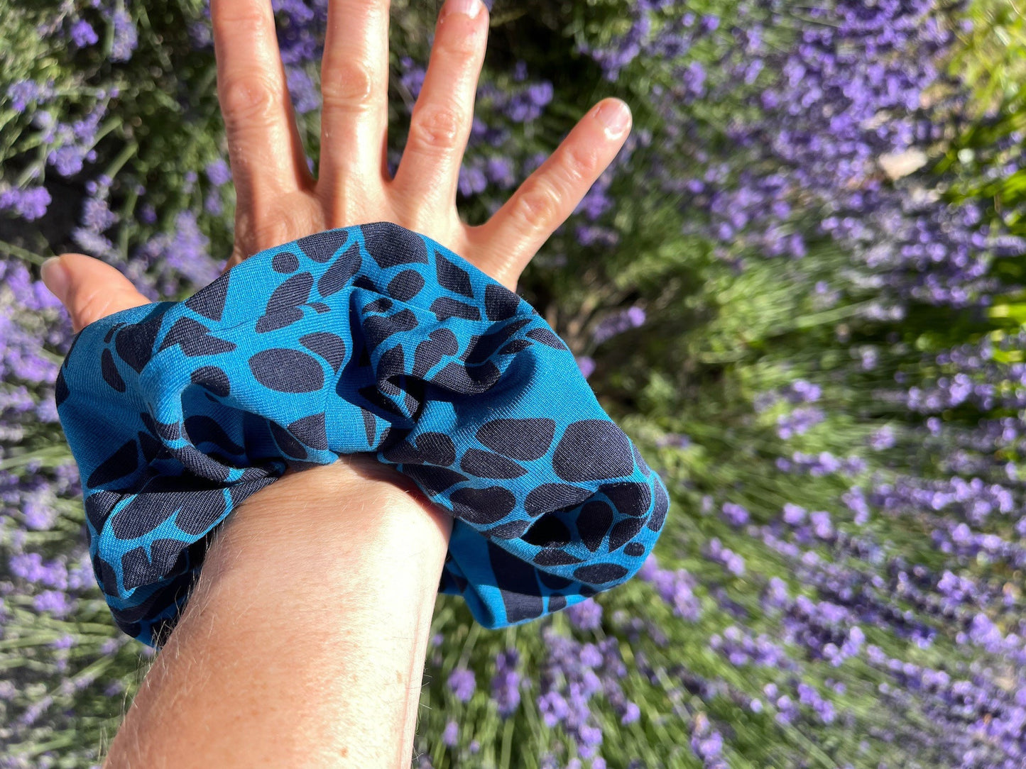 Scrunchie Haargummi elastisches Haarband Leopard Muster blau für feines oder dickes Haar