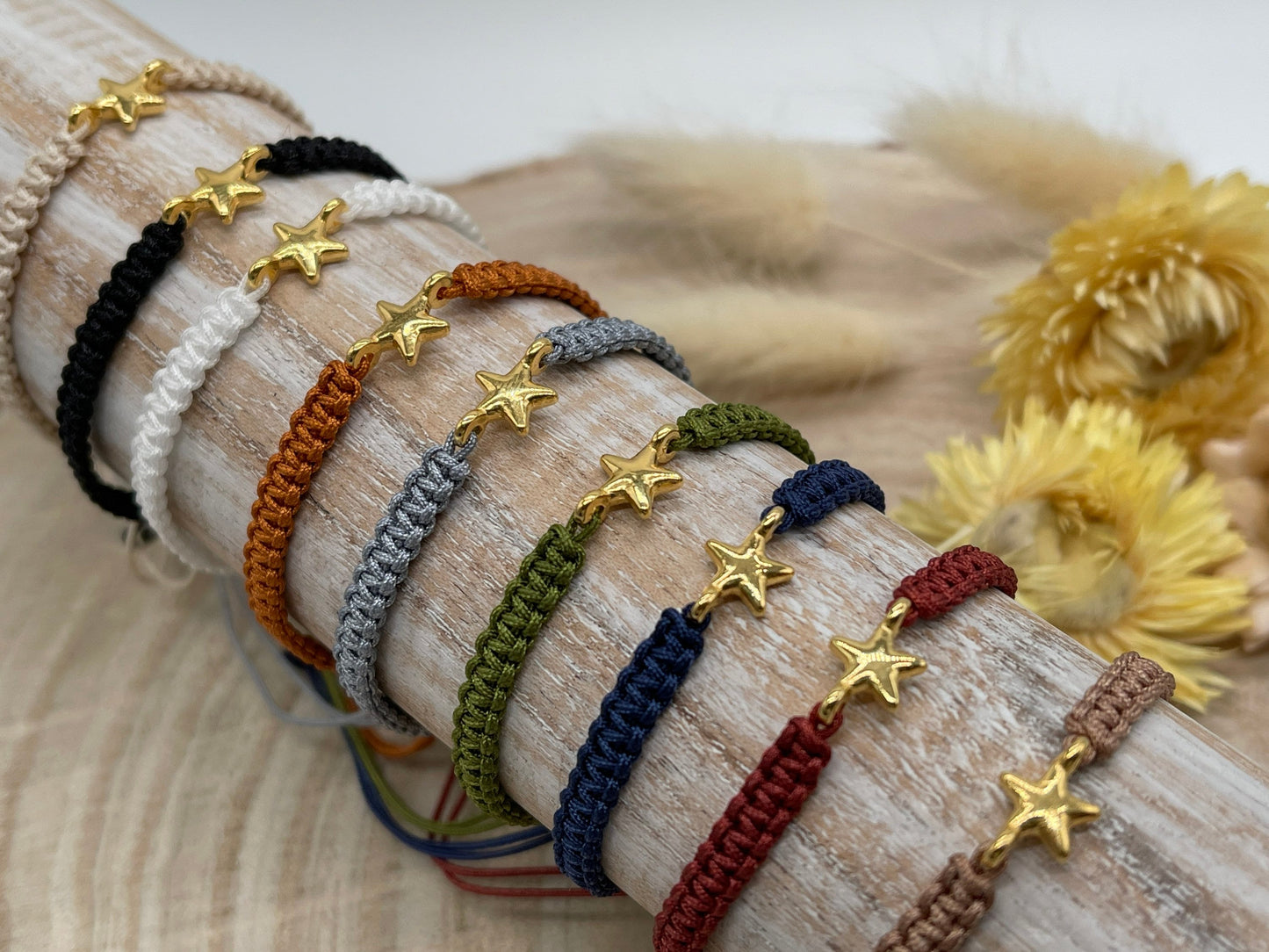 Makrameearmband Freundschaftsarmband Schmuck Armband mit goldfarbenes Edelstahl Anhänger Kleiner Stern