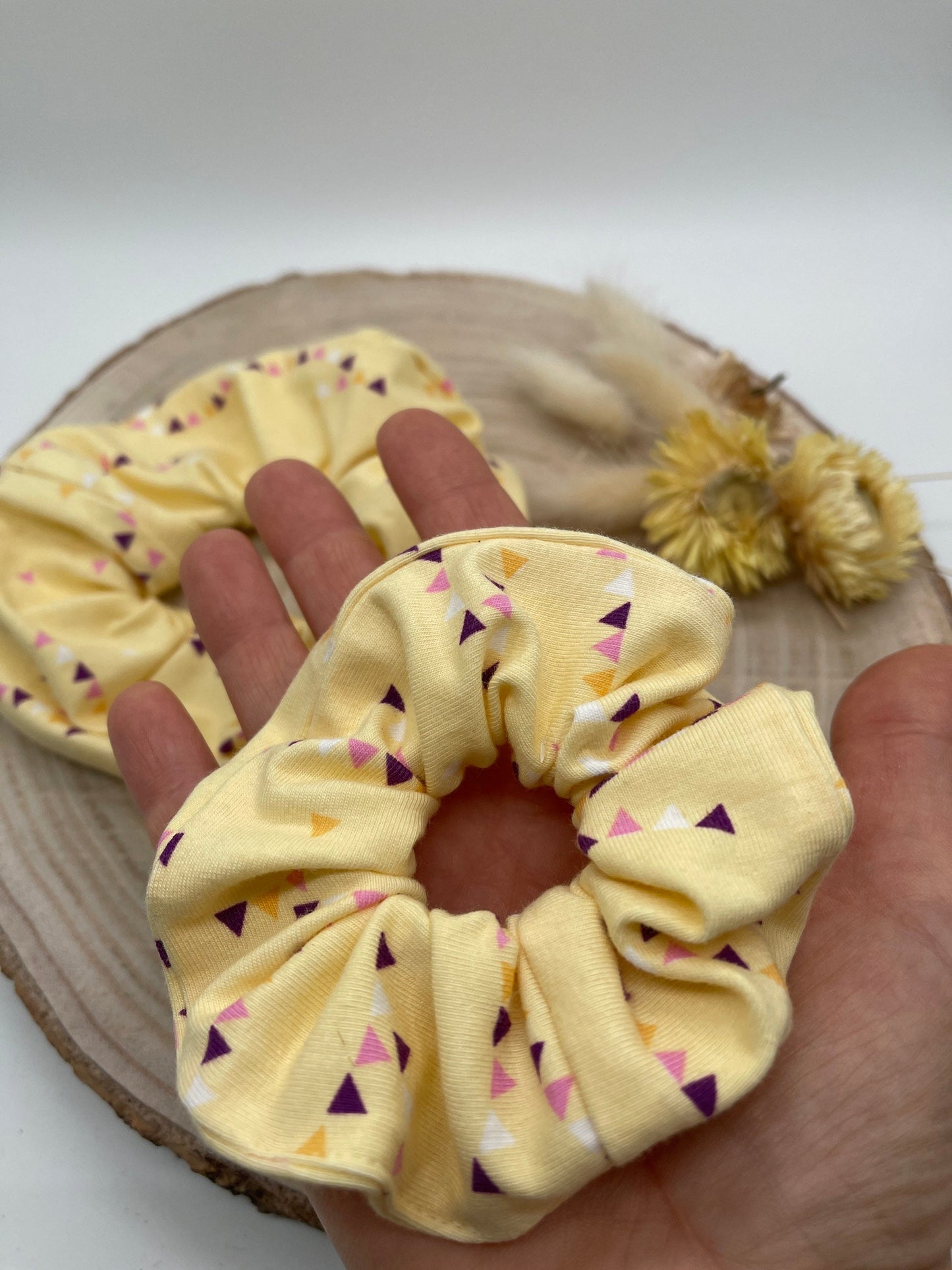 Jersey Scrunchie Haargummi Wimpelkette gelb