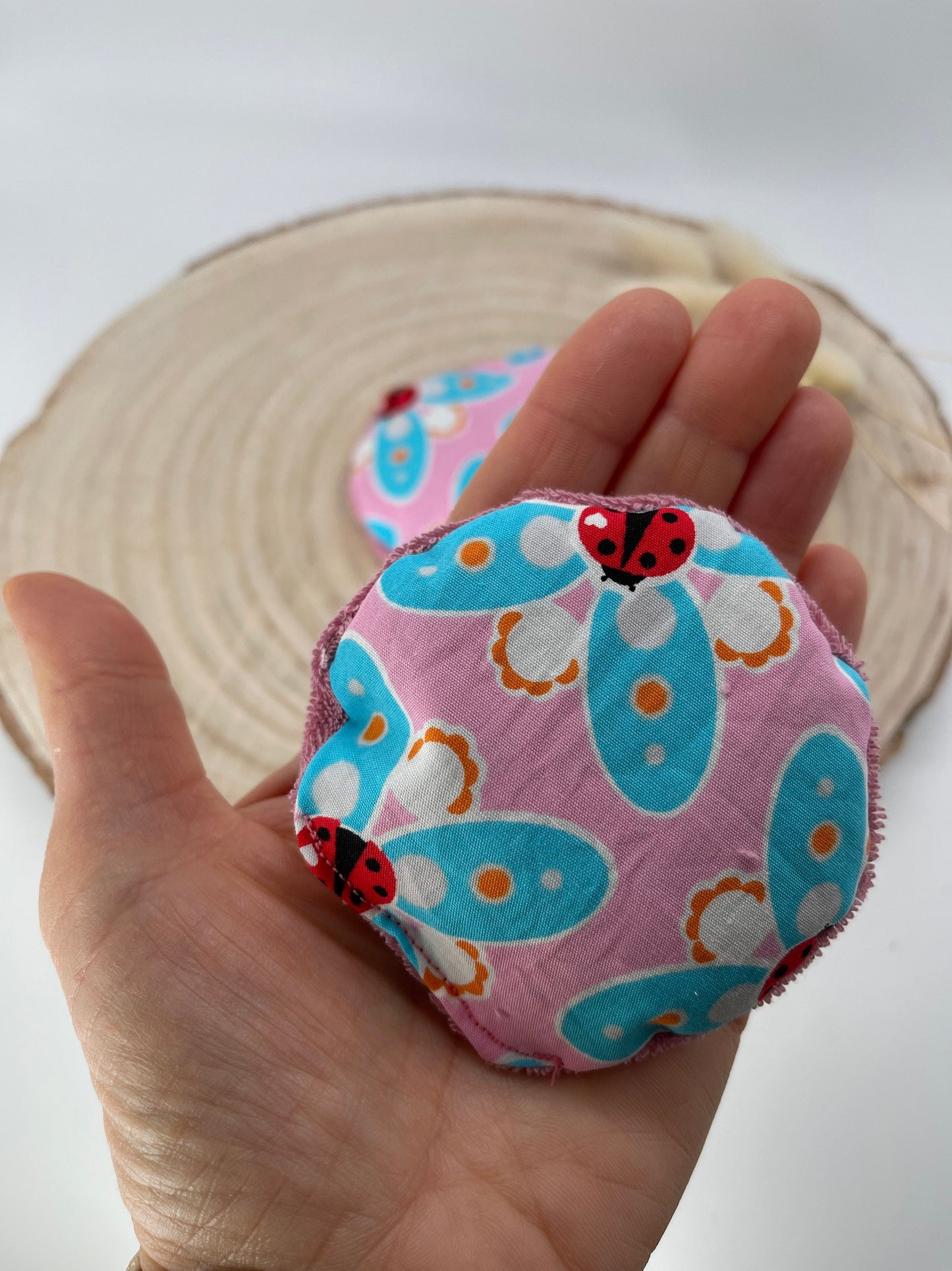 Taschenwärmer Beulenkühler Körnerkissen kleiner Käfer