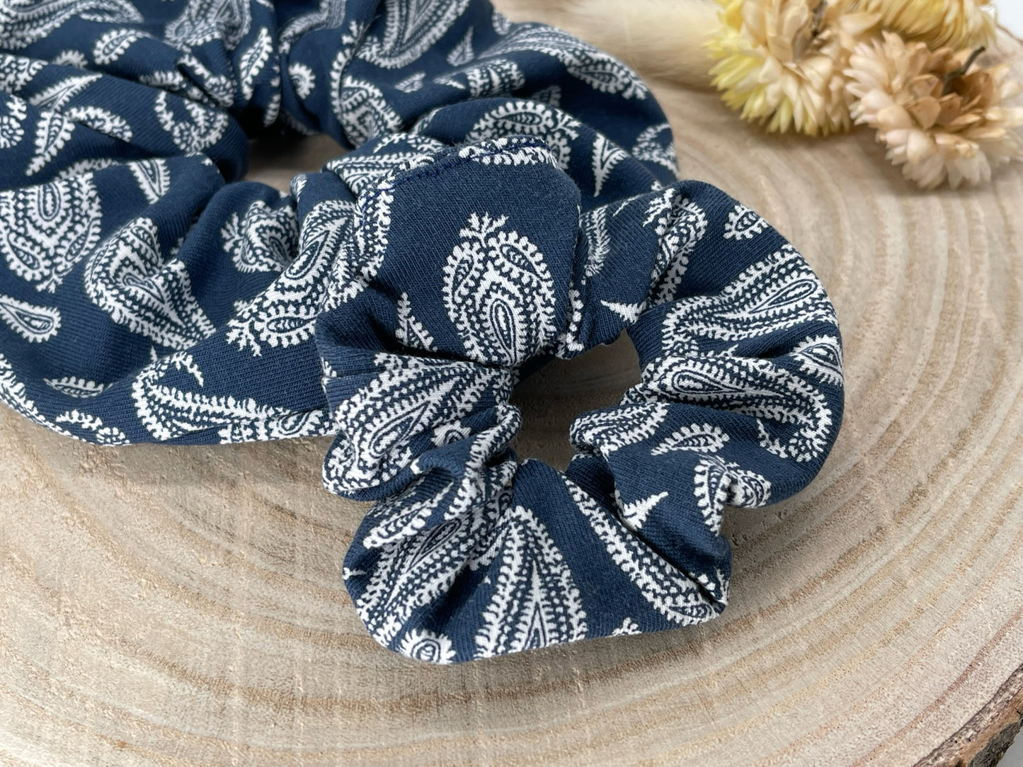 Scrunchie Haargummi elastisches Haarband Paisley blau weiß für feines oder dickes Haar