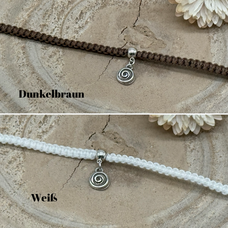 Makramee Fusskettchen Fussbändchen Schmuck Boho Hippie mit silberfarbenen Edelstahl Anhänger Spirale