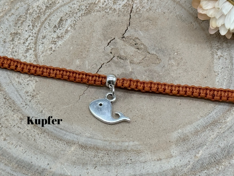 Makramee Fusskettchen Fussbändchen Schmuck Boho Hippie mit silberfarbenen Edelstahl Anhänger kleiner Wal