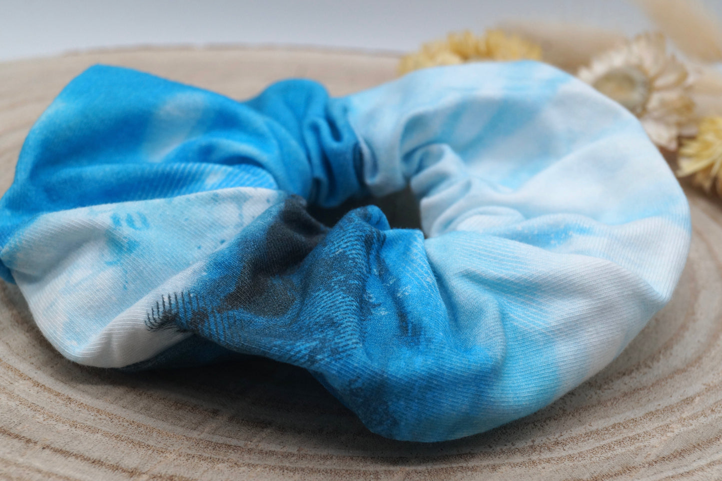 Scrunchie Haargummi elastisches Haarband batik blau weißes Muster für feines oder dickes Haar