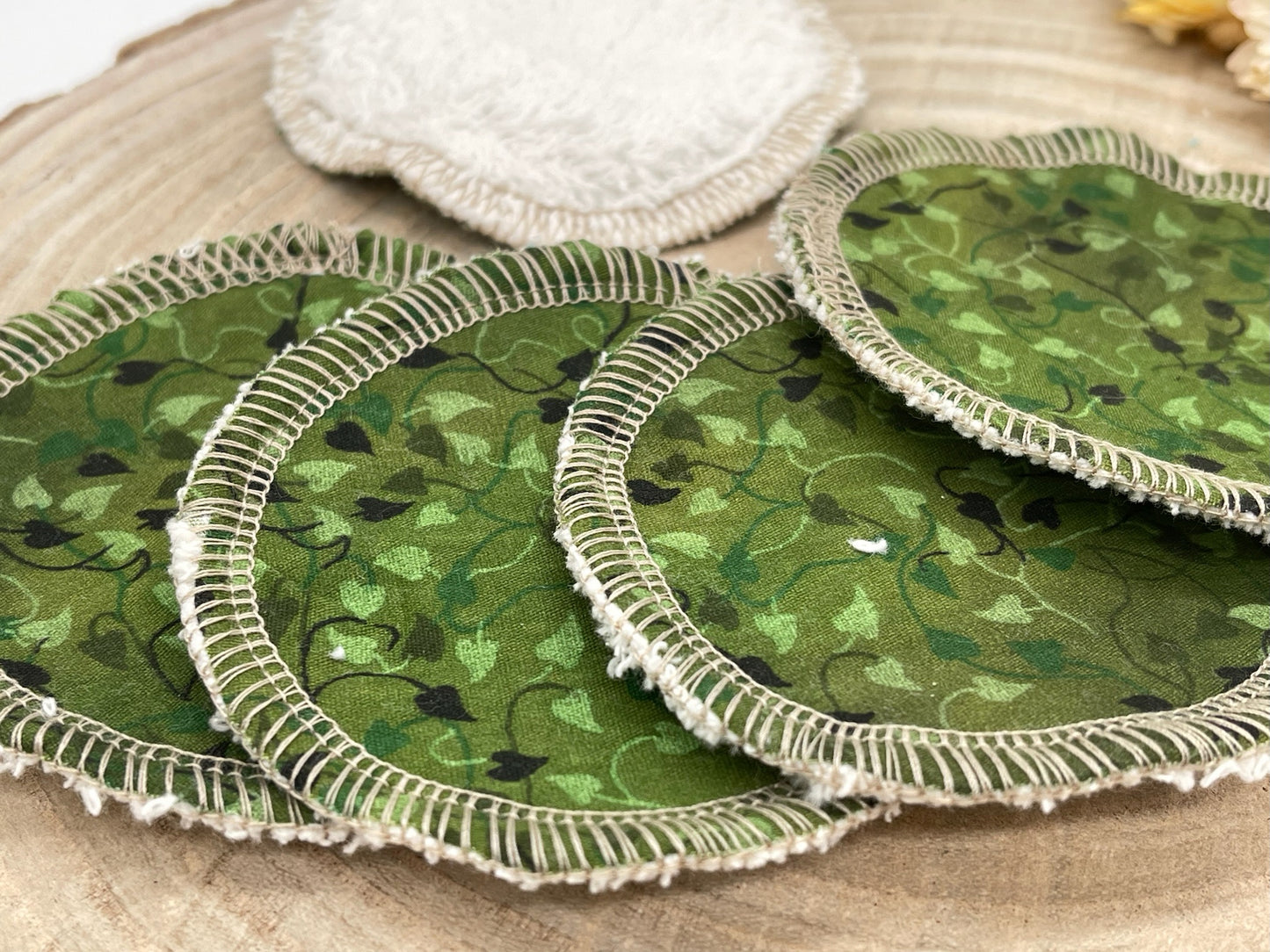 5 waschbare Abschminkpads Blätter grün