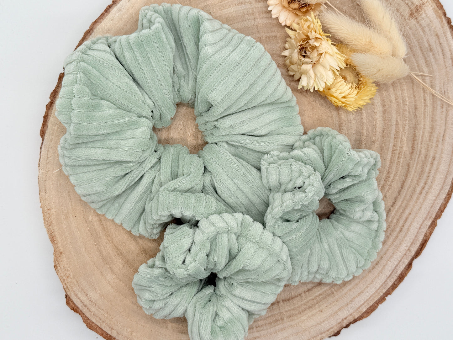 Soft Cord Scrunchie Haargummi uni hellgrün