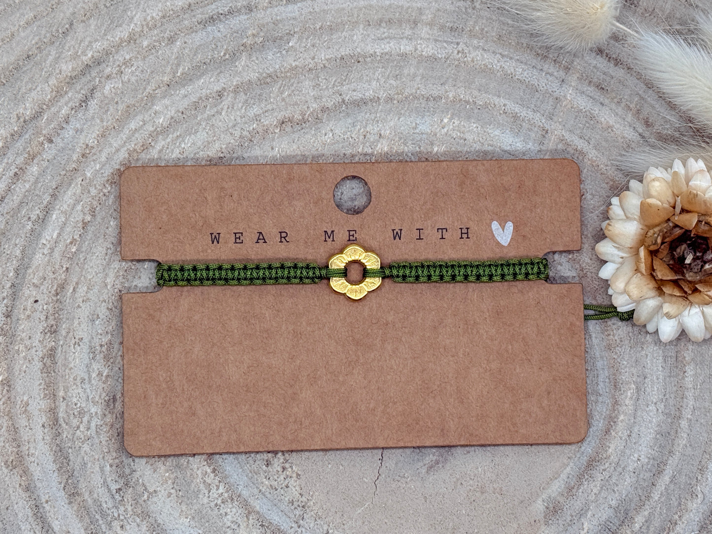 Makramee Armband Freundschaftsarmband kleine Blume Edelstahl vergoldet