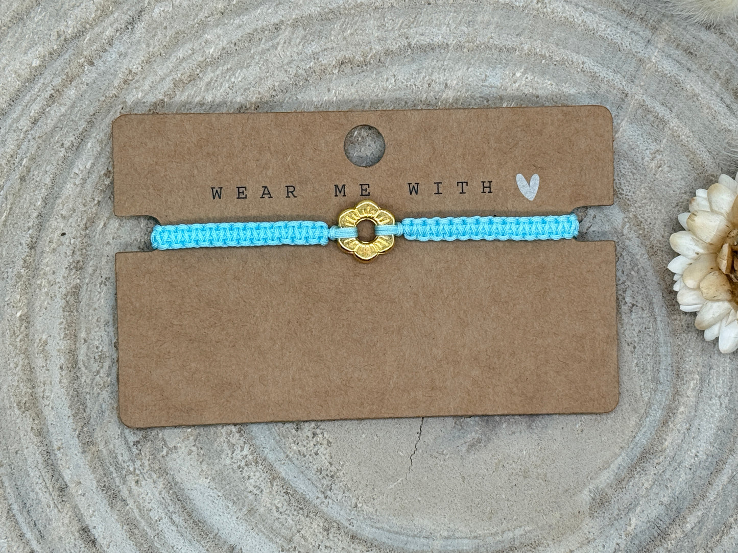 Makramee Armband Freundschaftsarmband kleine Blume Edelstahl vergoldet