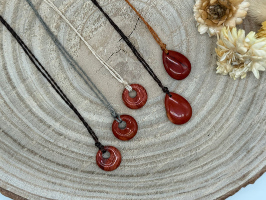 Makramee Choker Halbedelstein Kette roter Jaspis