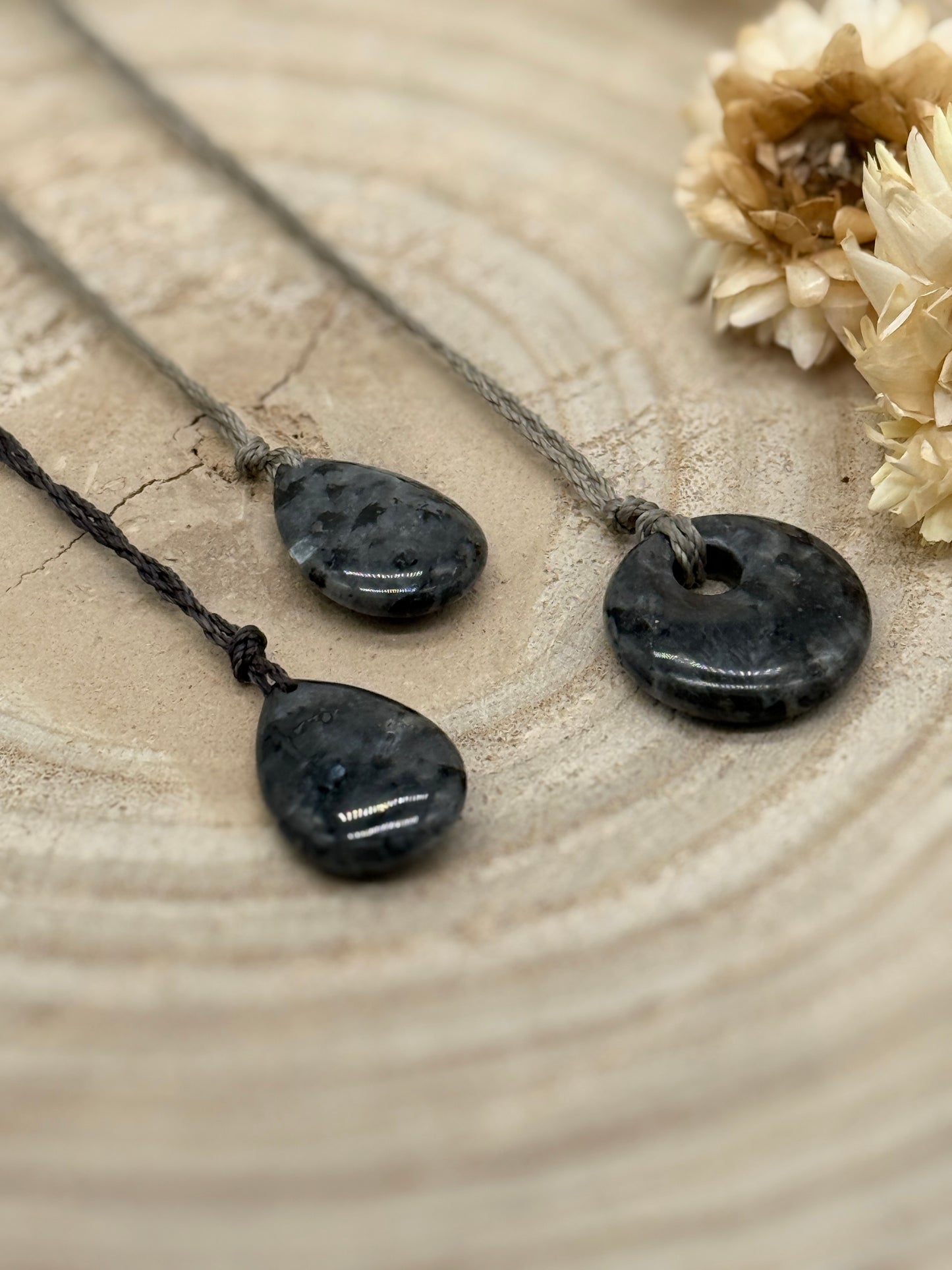 Makramee Choker Halbedelstein Kette Larvikit