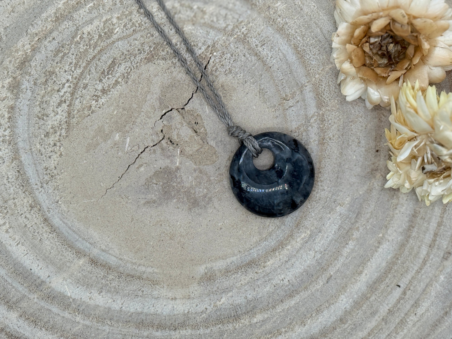 Makramee Choker Halbedelstein Kette Larvikit