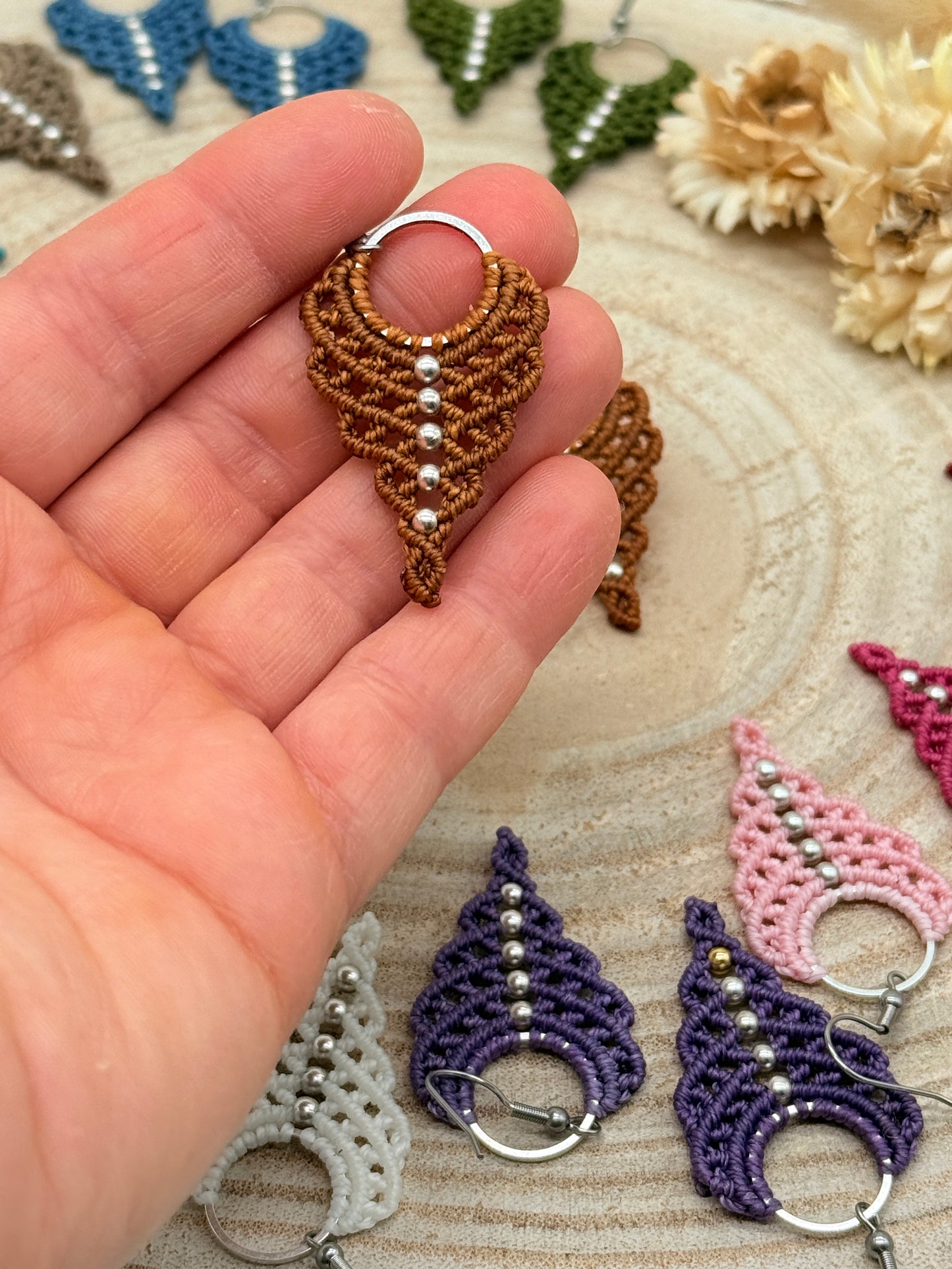 Einzigartiger Makramee Ohrhaenger Ohrring Claire II (1 Paar)