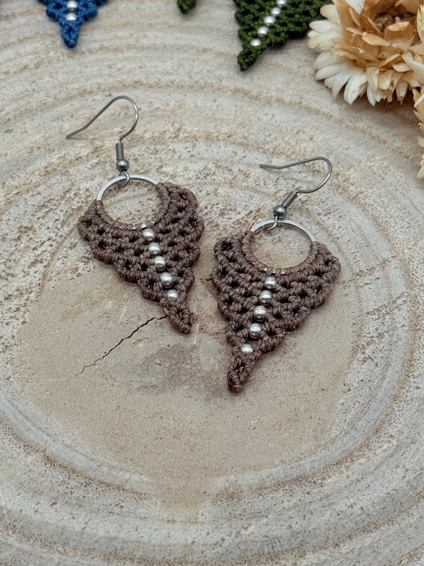 Einzigartiger Makramee Ohrhaenger Ohrring Claire II (1 Paar)