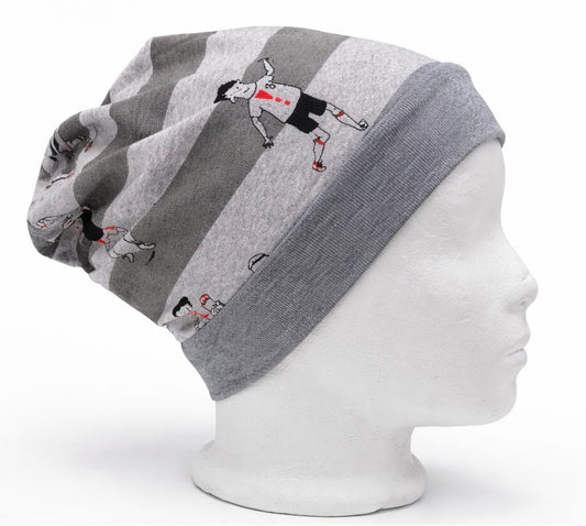 Beanie für Kinder mit Bund – grau mit Fußballspieler Motiv